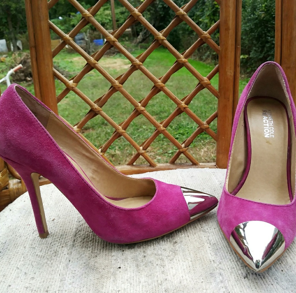 Kenneth Cole Fuschia Heels With Pointed Toe